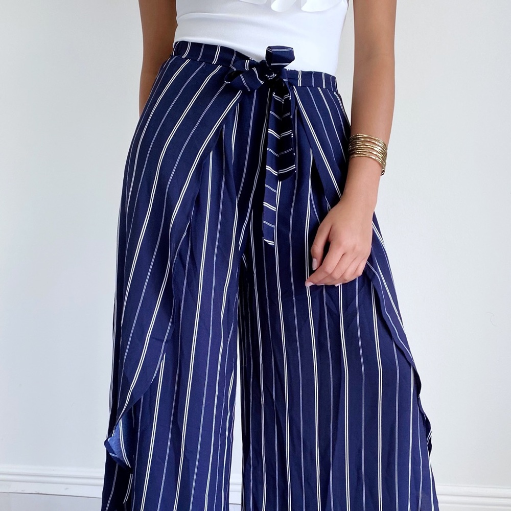 D&D Stripes Pants.  New with tags.